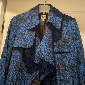 Anne Klein Short Trench Jacket Sz6 BlueBlack Jacquard Print Modern Professional